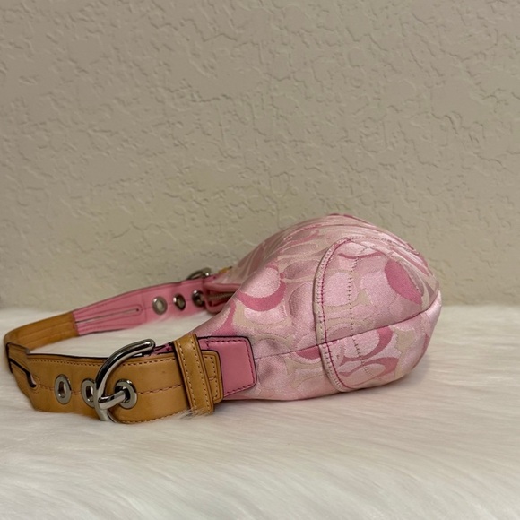 Coach Soho Optic Signature Small Hobo - Picture 4 of 12